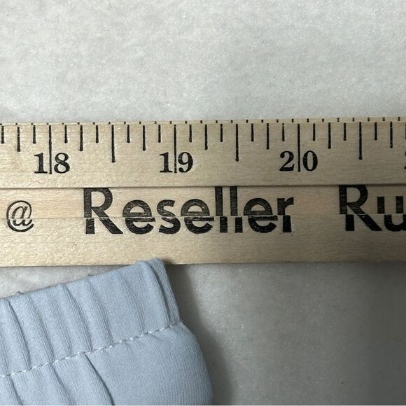 Fabletics Womens Bristol Shorts Size XXL Mesh Lined Athletic Sporty Gym Running - Picture 5 of 8